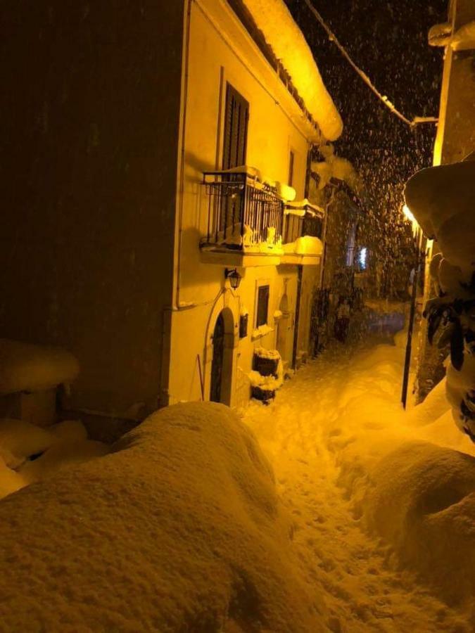Don Pasquale Scontrone House Vila Exterior foto